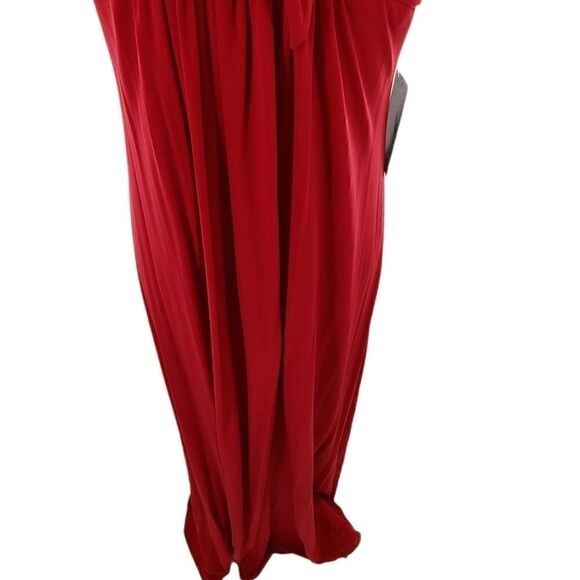 NWT BCBGMaxAzria stunning red gown med - Picture 3 of 13
